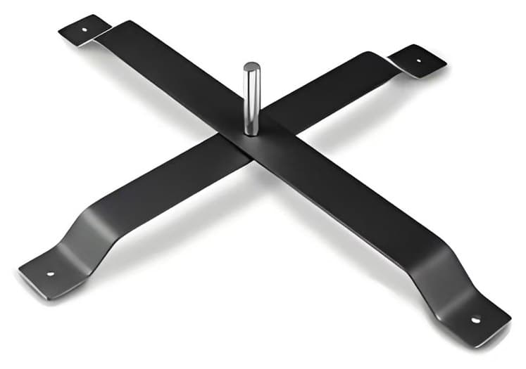 Folding cross base for a beach flag pole